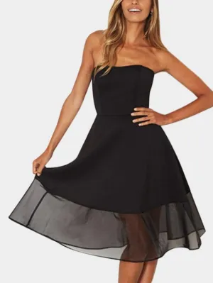 Wholesale Black Strapless Off The Shoulder Sleeveless Tiered Zip Back Backless Ruffle Hem High-Waisted Sexy Dress