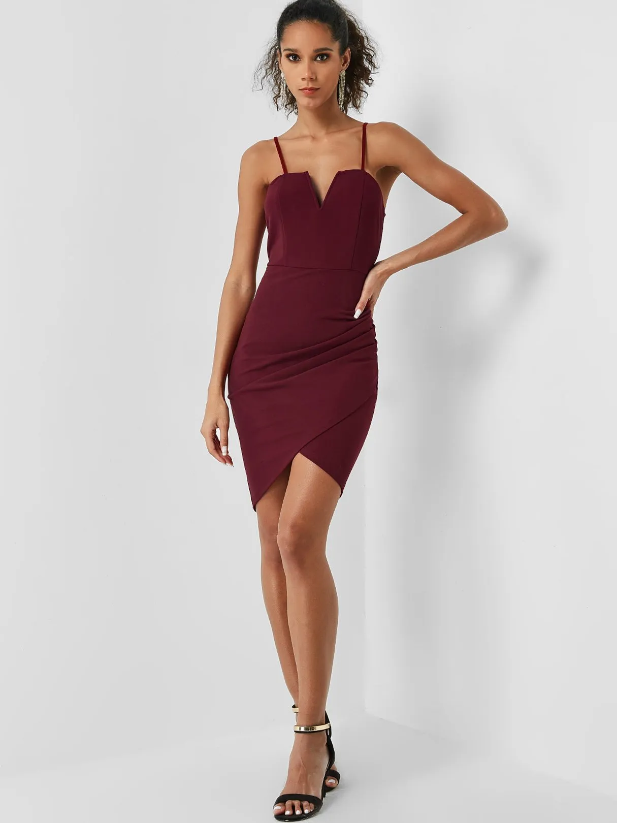 Wholesale Burgundy Sleeveless Plain Backless Spaghetti Strap Wrap Bodycon Hem Sexy Dresses